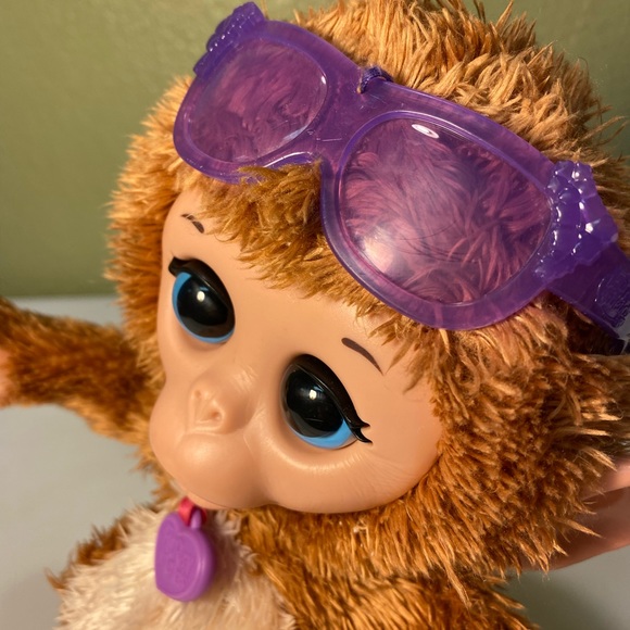 Hasbro FurReal Friends Baby Cuddles Monkey - Picture 12 of 12